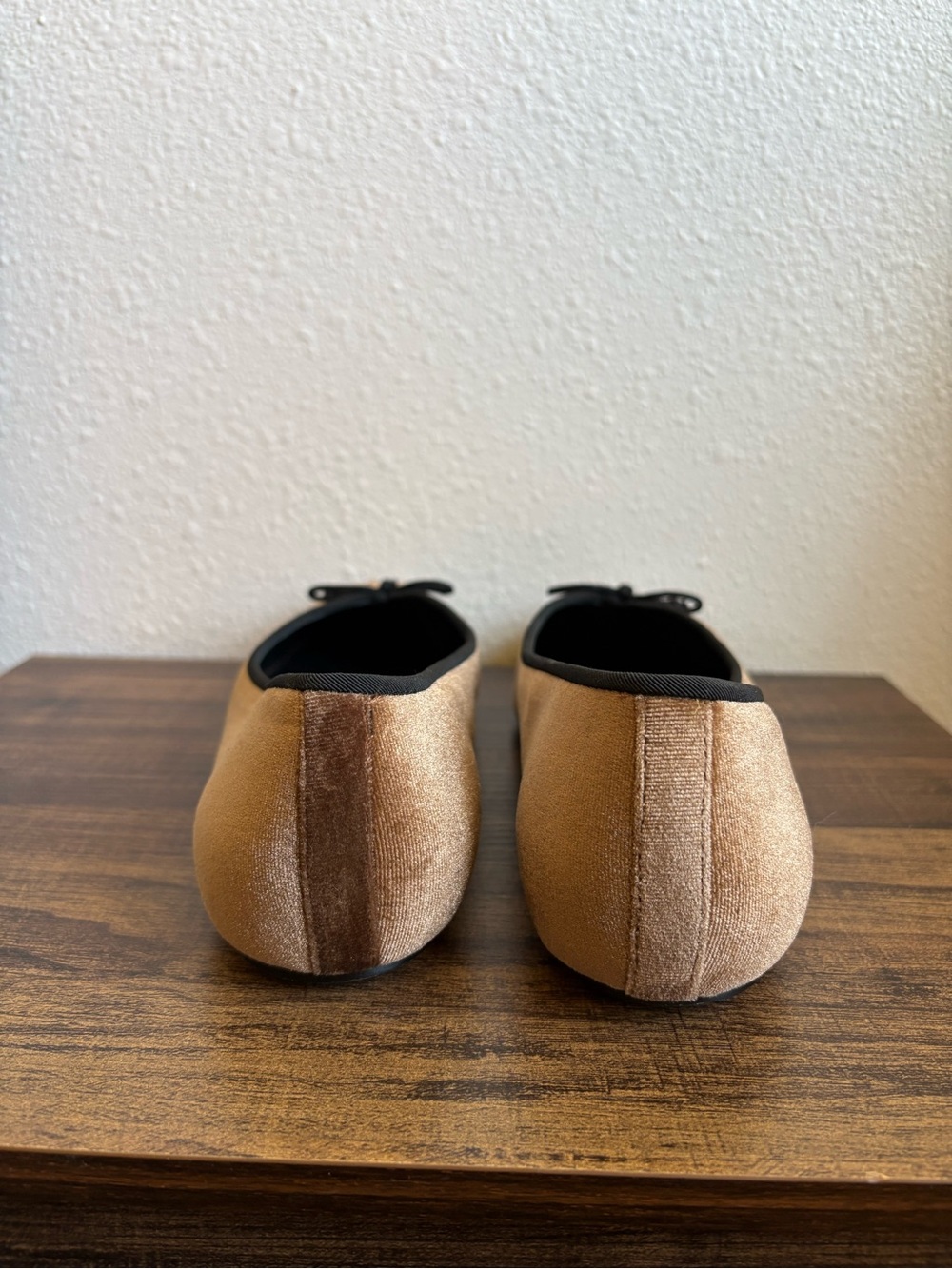Antonio Melani x Courtney Grow James Velvet Bow Ballet Flats - Picture 4 of 6
